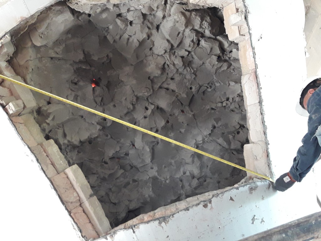 2 MEDICON DE AREA PARA FABRICACION DE COMPUERTA DEL CICLON. 2 MEDICON DE AREA PARA FABRICACION DE COMPUERTA DEL CICLON.